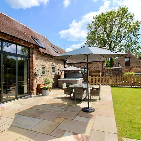 Apartament The Cart House - Beautiful Contemporary Barn - Hot Tub Bridgnorth Zewnętrze zdjęcie