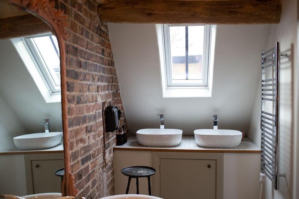 Apartament The Cart House - Beautiful Contemporary Barn - Hot Tub Bridgnorth Zewnętrze zdjęcie
