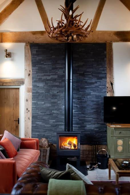 Apartament The Cart House - Beautiful Contemporary Barn - Hot Tub Bridgnorth Zewnętrze zdjęcie