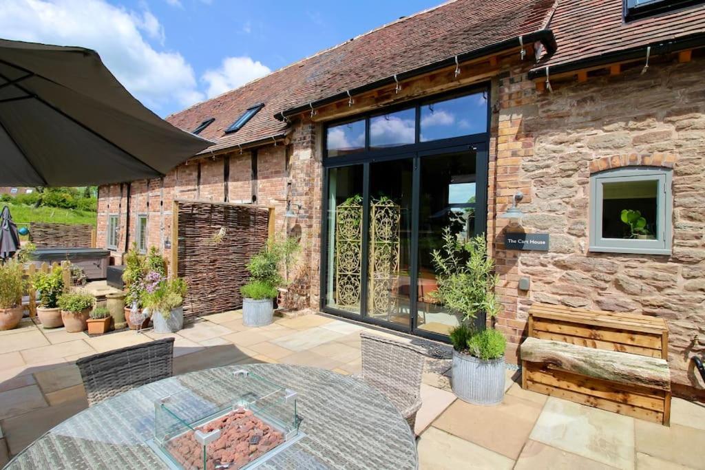 Apartament The Cart House - Beautiful Contemporary Barn - Hot Tub Bridgnorth Zewnętrze zdjęcie
